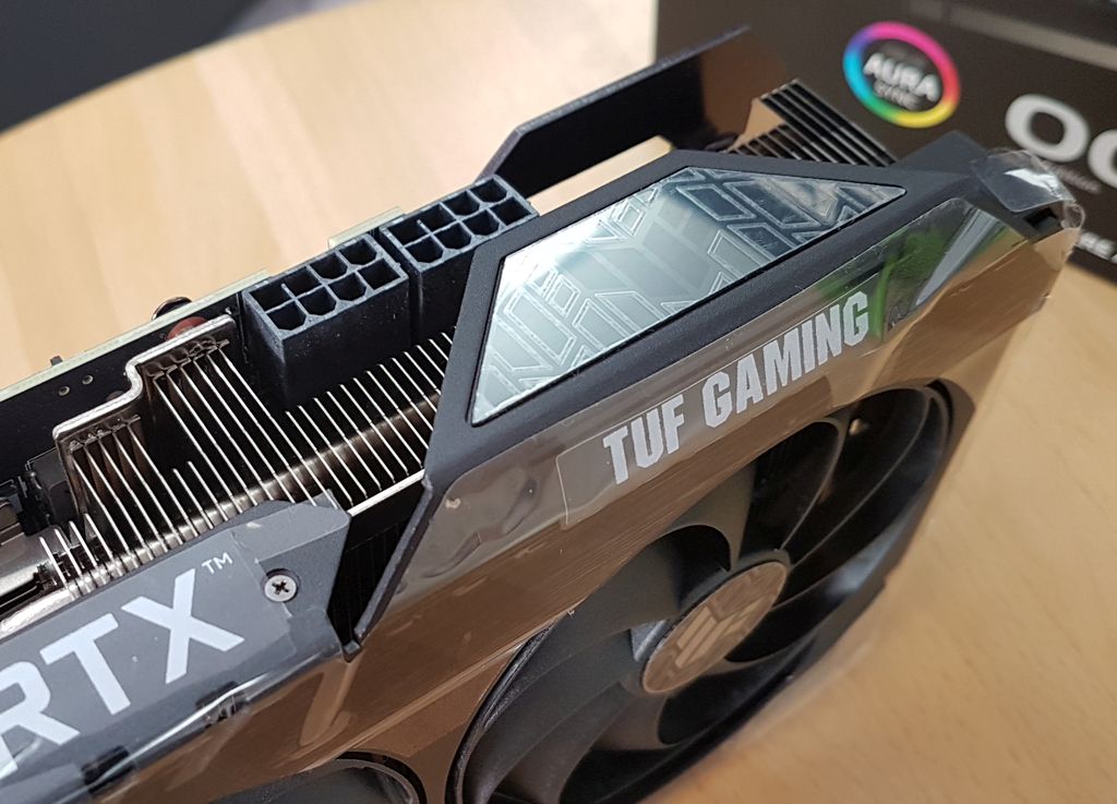 (Unboxing) ASUS TUF GeForce RTX 3080 OC 10GB | Geeks3D